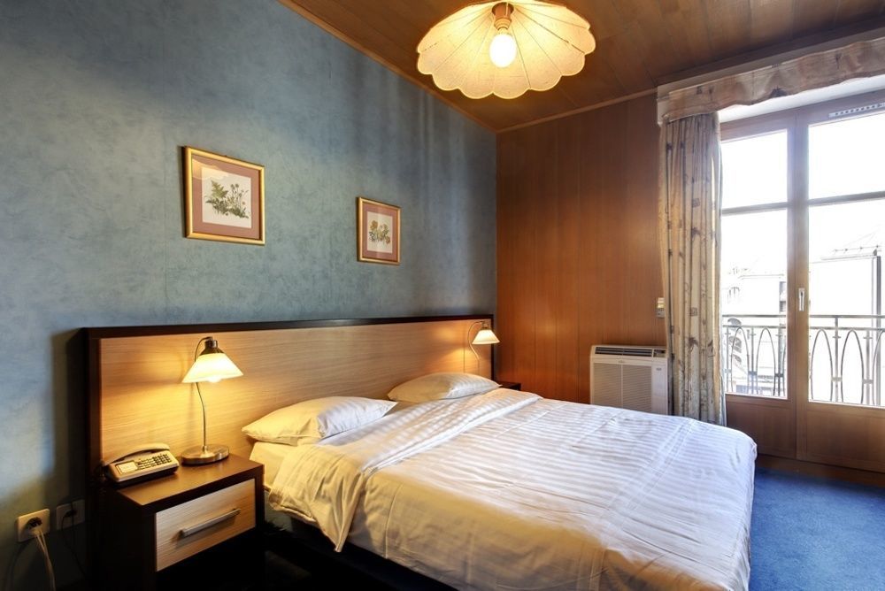 Hotel Central Genf Kültér fotó